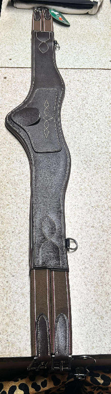 Mustang - Stud Guard - Dressage