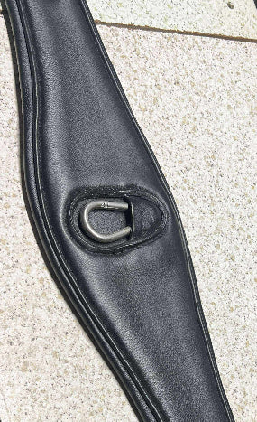 Mustang - memory foam girth - Dressage
