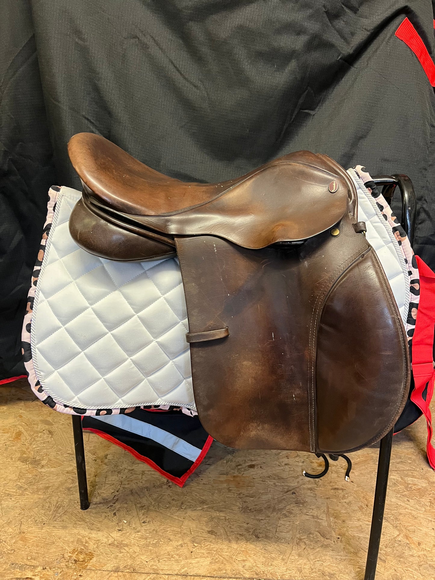 Jeffries -17.5” GP Saddle - Brown