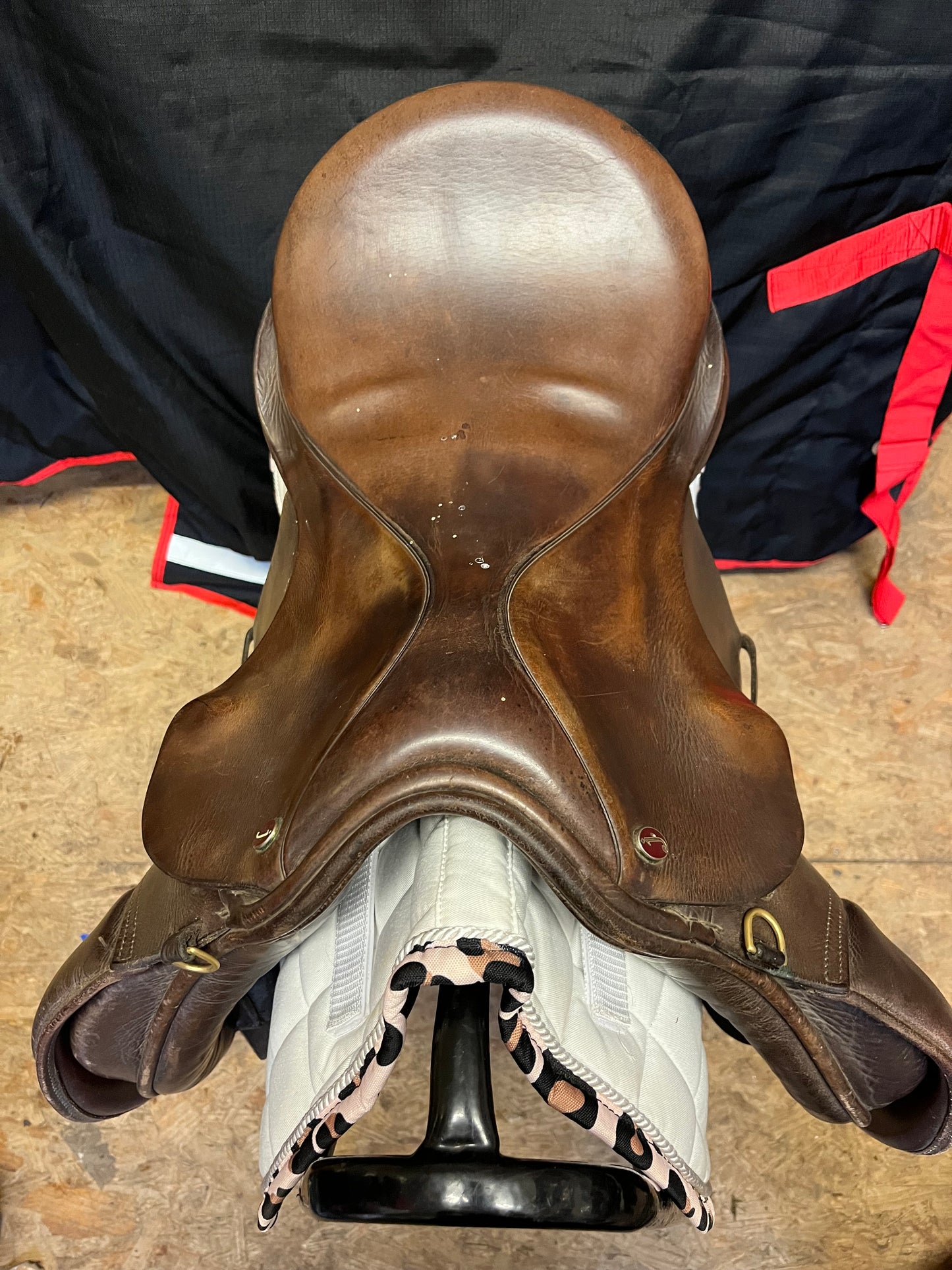 Jeffries -17.5” GP Saddle - Brown