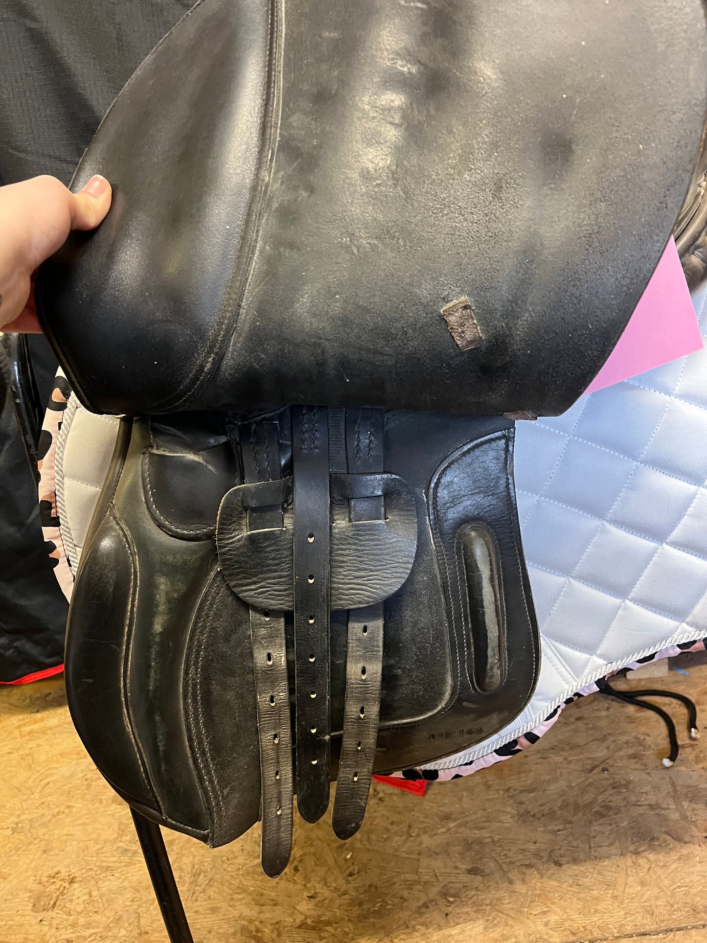 Jeffries - 17.5” GP Saddle - Black