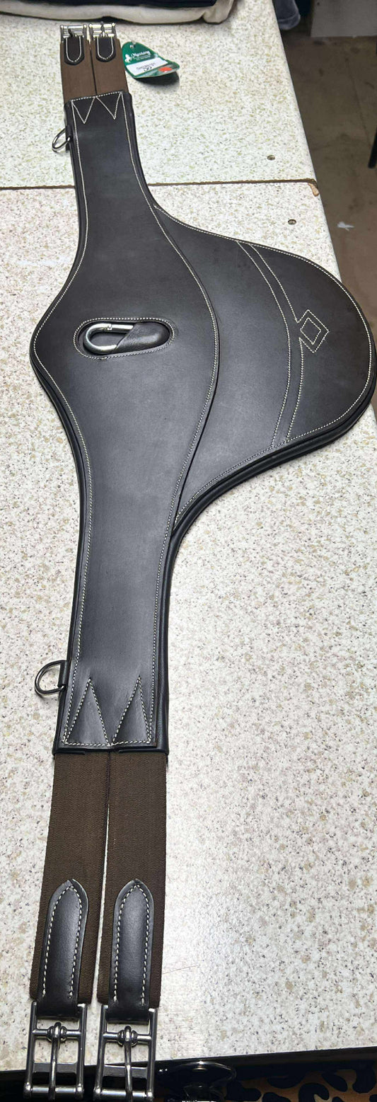 Mustang - Jumping Stud  Guard Girth