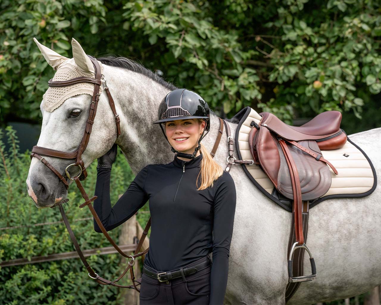 QHP Salerno Bridle with Reins